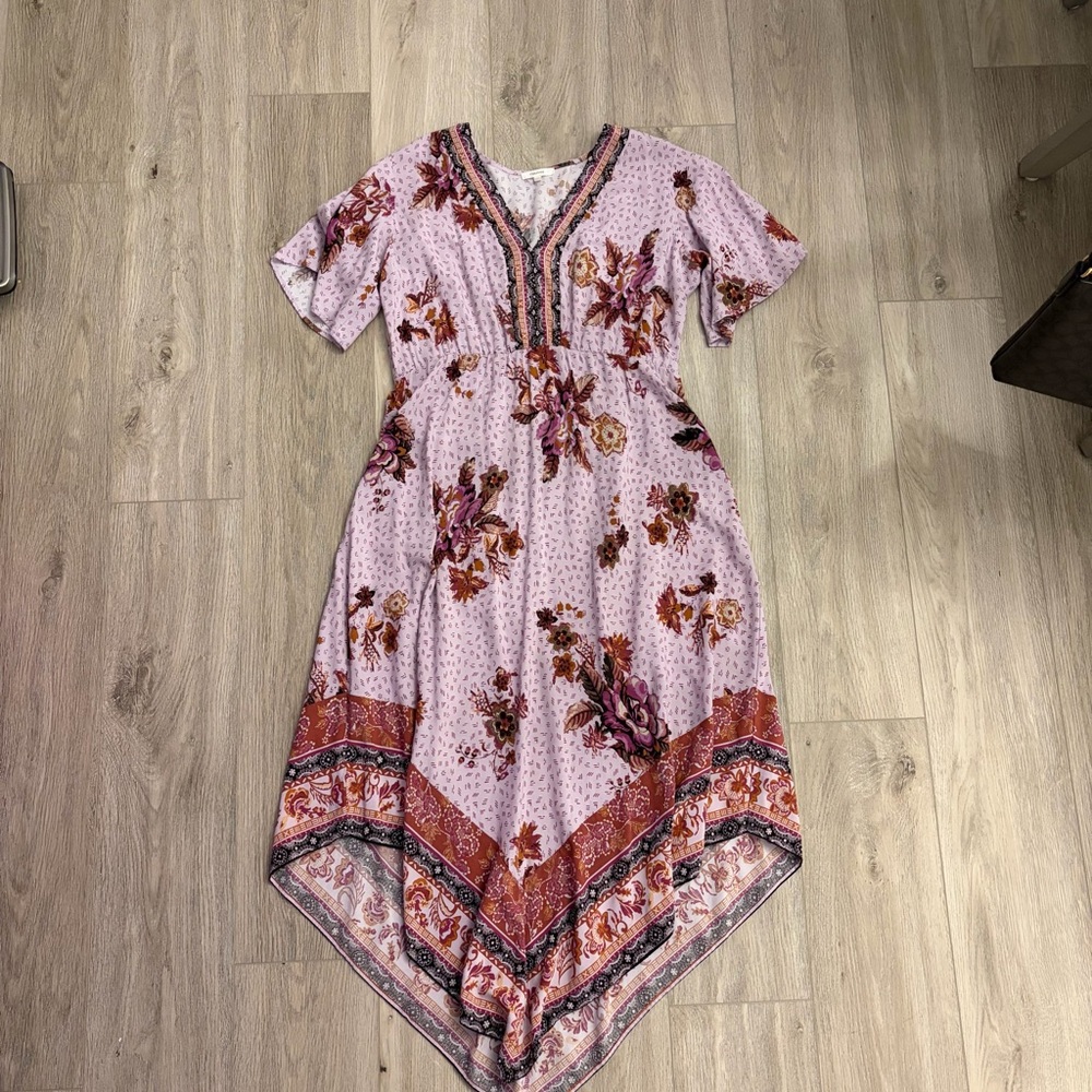 Purple Floral V Neck Midi Dress - Picture 2 of 5